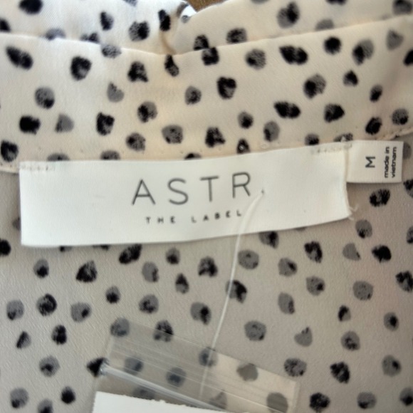 ASTR The Label Cream Olive Multi Dot Print Button Up Shirt Blouse Size Med NWT - Picture 3 of 13